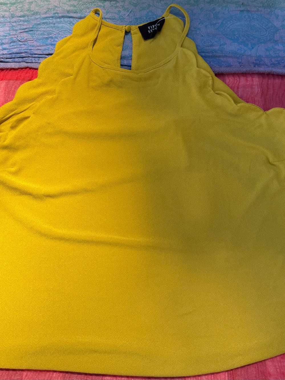 Fifth Sun Women's Bright Yellow Sleeveless Tank size Large